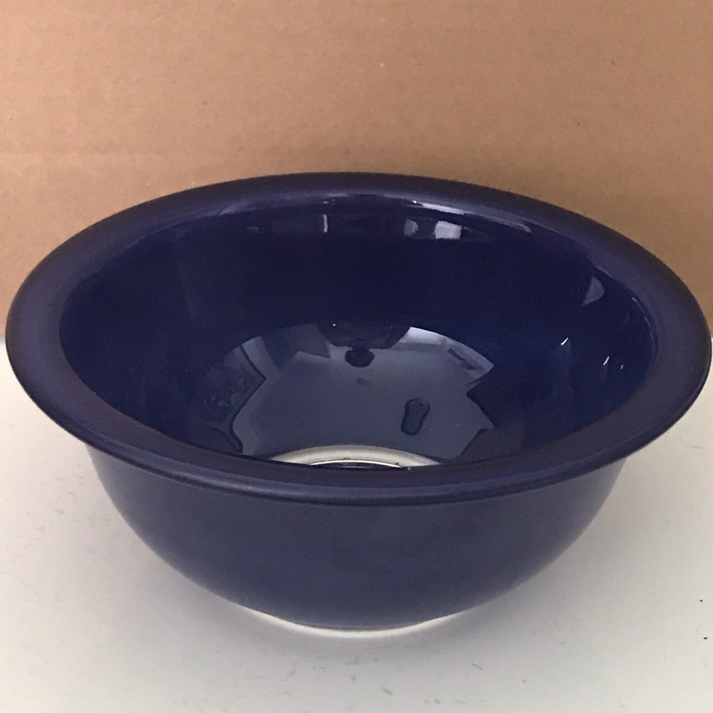 Pyrex Blue Mixing Bowl